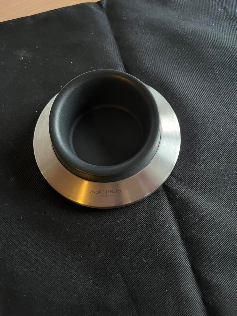 Georg Jensen mobielhouder / afstandsbediening houder, Kunststof, Ophalen of Verzenden, Scandinavisch, Gebruikt
