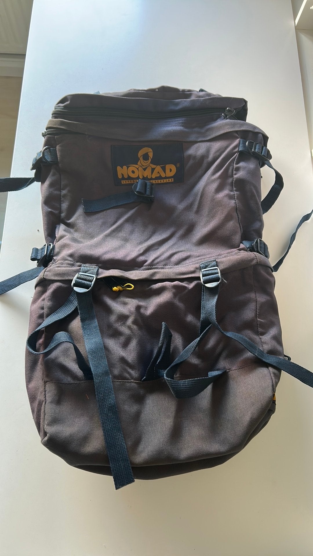 Nomad Trekking Rugzak - Ideaal voor Avontuur, Sieraden, Tassen en Uiterlijk, Tassen | Rugtassen, Nomad, Gebruikt, 25 tot 40 cm