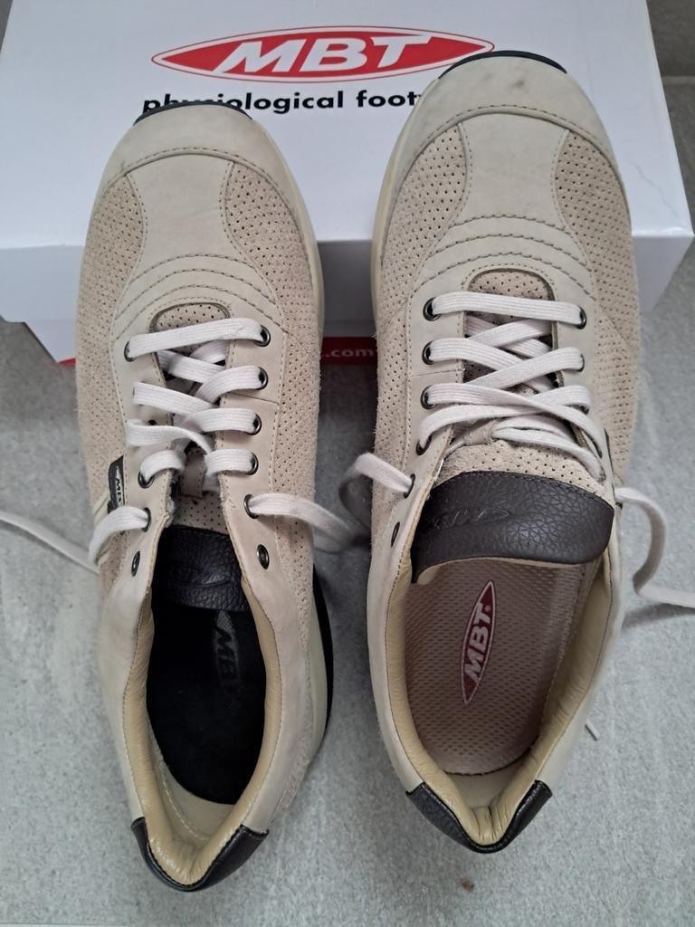 Comfortabele MBT schoenen maat 45 - Zo goed als nieuw, Ophalen of Verzenden, Zo goed als nieuw, Overige kleuren, Sneakers of Gympen