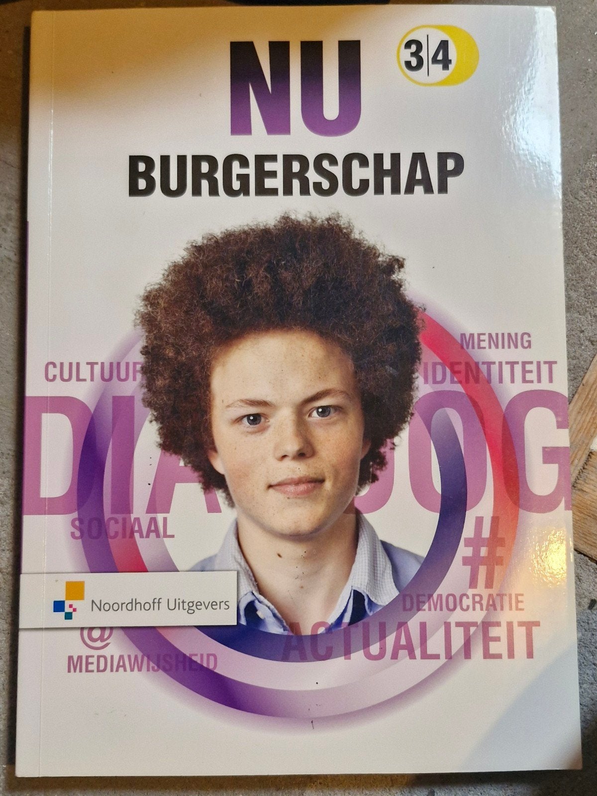 NU Burgerschap 3/4 - Noordhoff Uitgevers, Boeken, Ophalen of Verzenden, Zo goed als nieuw, Overige niveaus, Maatschappijleer