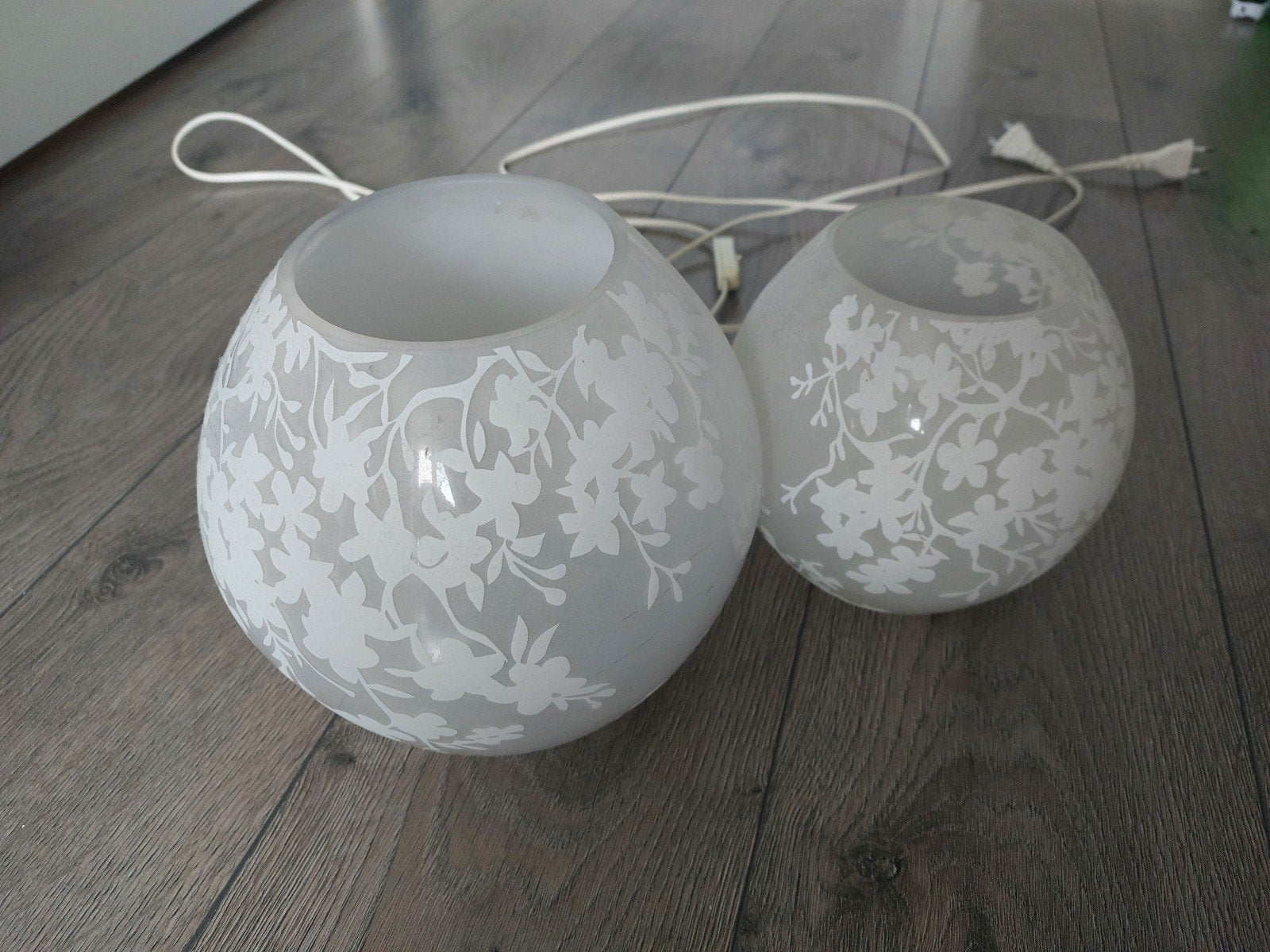 IKEA Knibbig tafellamp, set van 2, Ophalen, Gebruikt, Wit, Glas