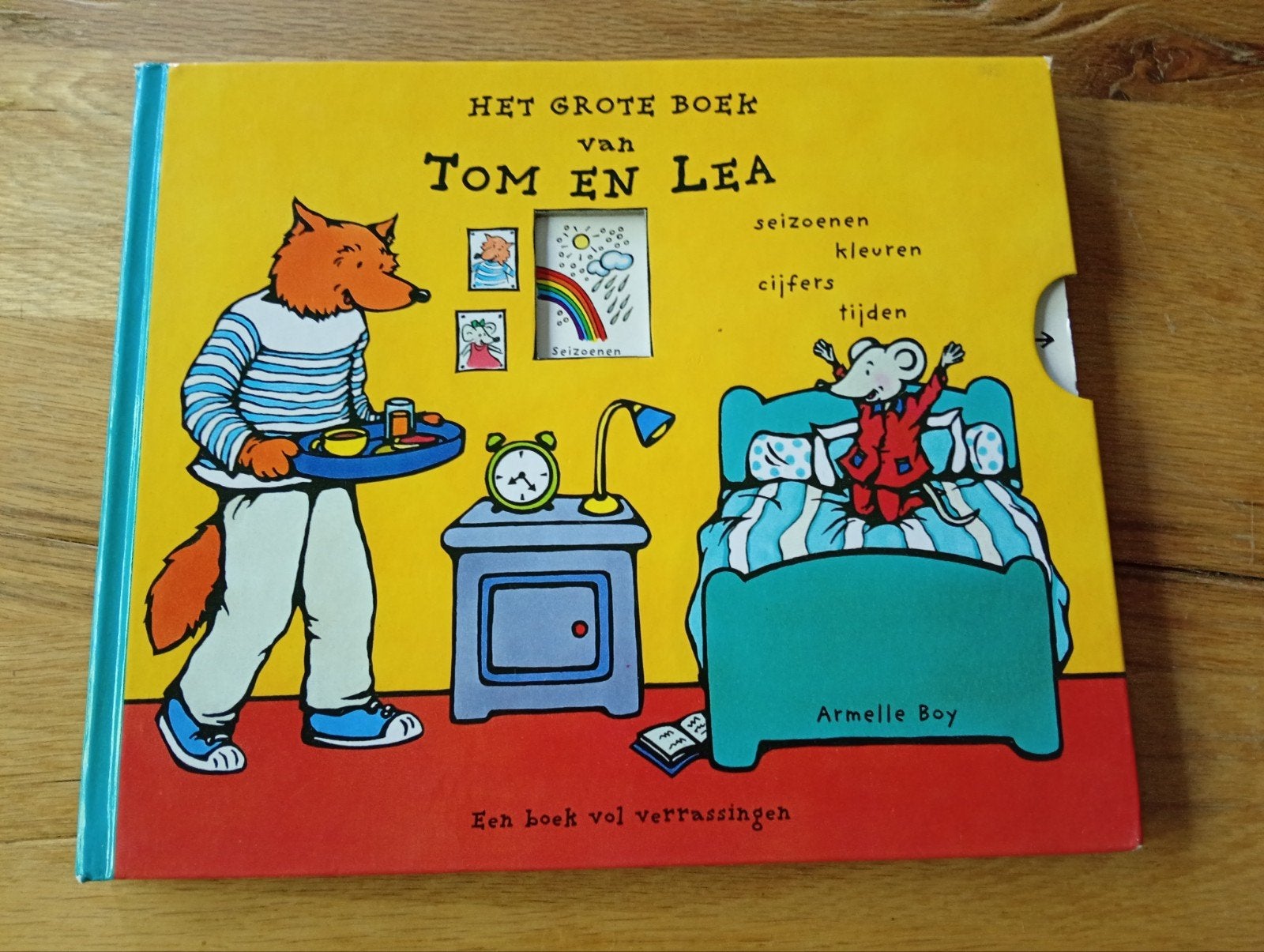 Het Grote Boek van Tom en Lea - Een boek vol verrassingen, Boeken, Ophalen of Verzenden, Zo goed als nieuw, 2 tot 3 jaar, Armelle Boy