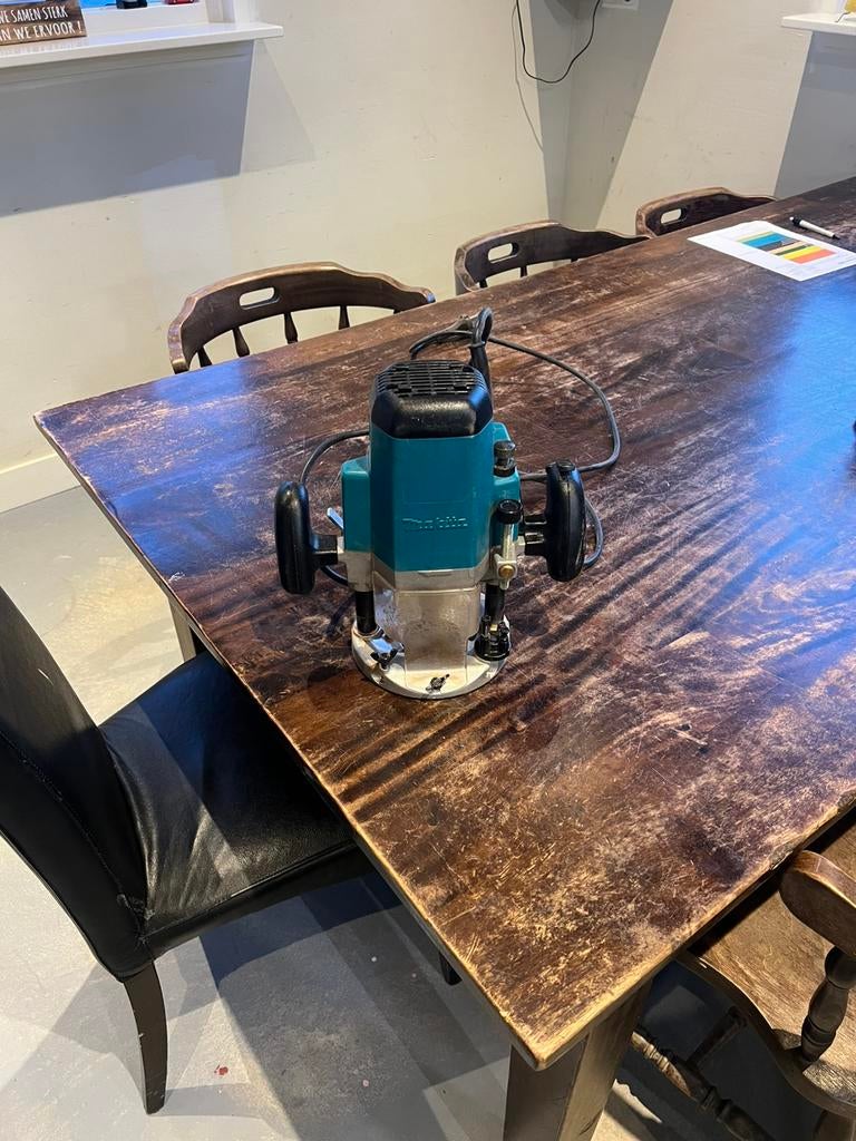 Makita bovenfrees, Ophalen, Zo goed als nieuw, Elektrisch, Bovenfrees