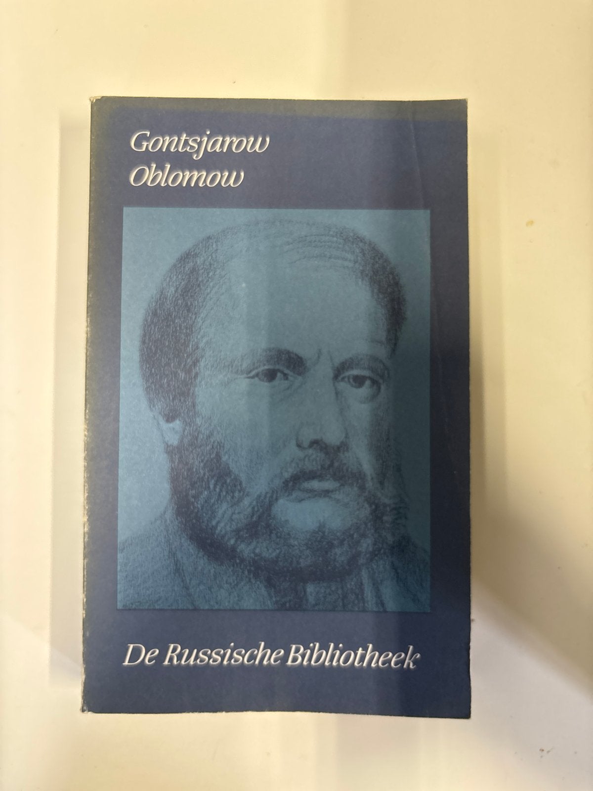 Gontsjarow - Oblomow (De Russische Bibliotheek), Ophalen of Verzenden, Gelezen, Europa overig