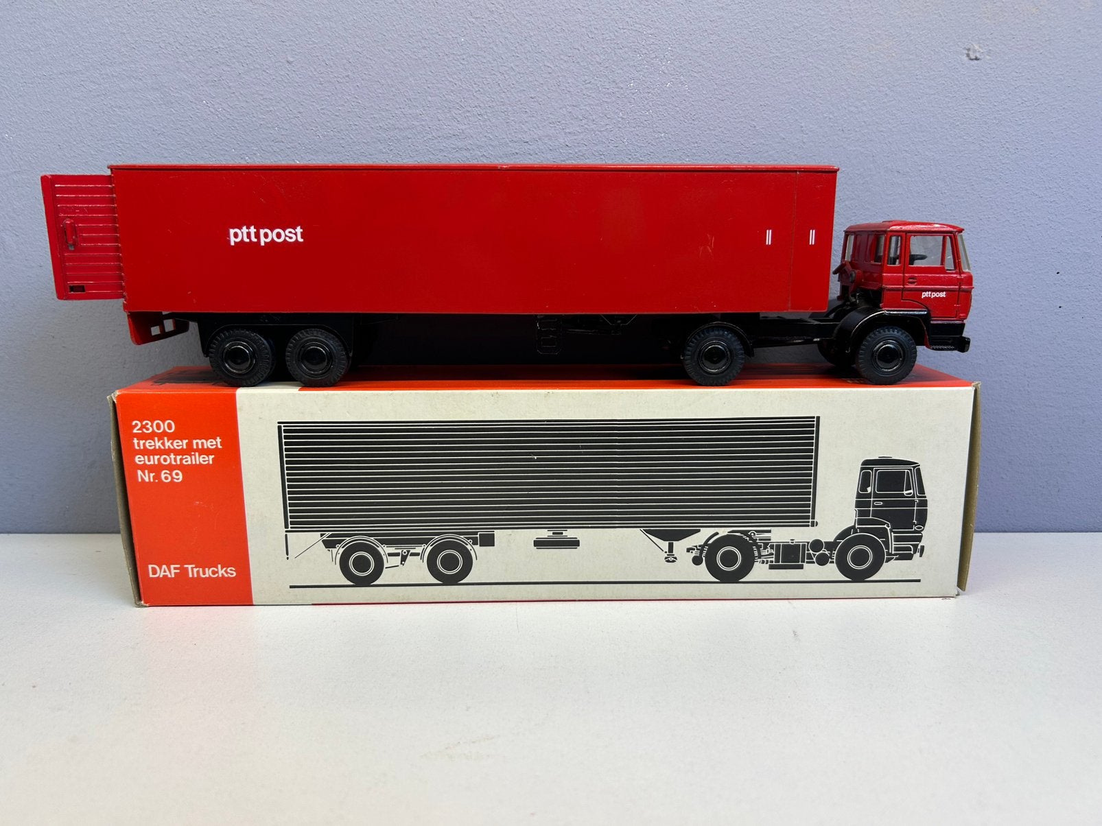 Lion toys car Daf 2300 oude PTT NMIB, Ophalen of Verzenden, Zo goed als nieuw, Bus of Vrachtwagen, Lion Toys