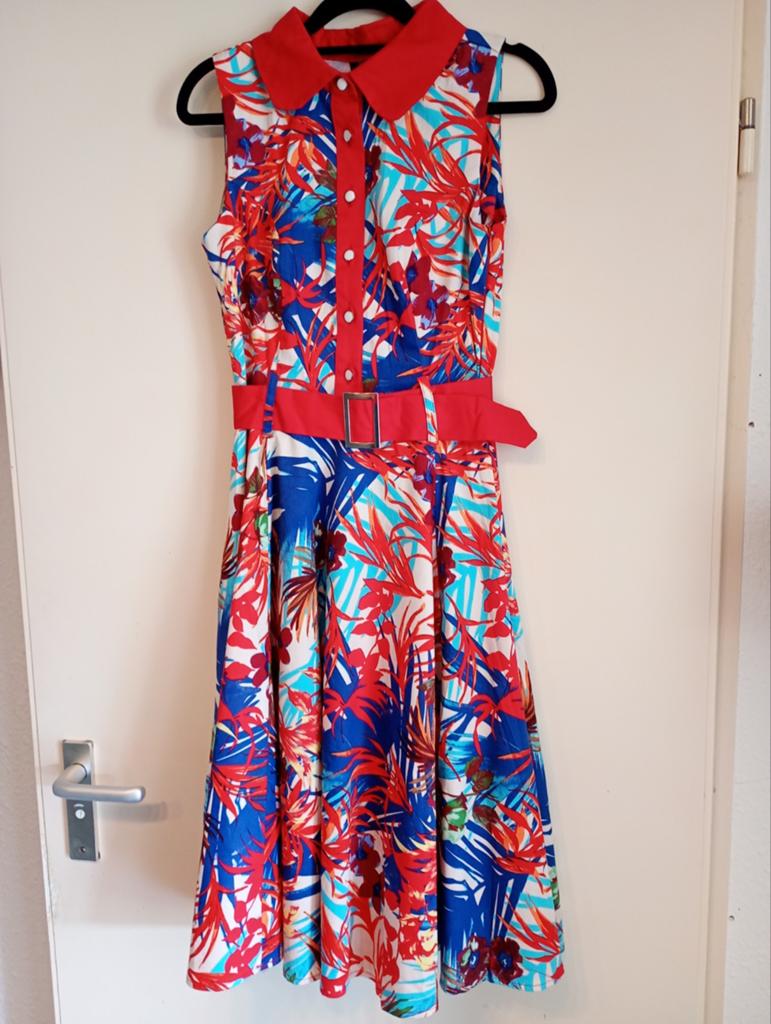 Hearts and Roses Swing Jurk Maat 10 Nieuw, Maat 38/40 (M), Nieuw, Ophalen of Verzenden, Rood