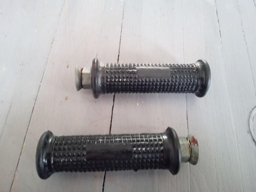 Nos, Achteras Gevov stepjes voor jaren 50 bromfiets / fiets, Fietsen en Brommers, Brommeronderdelen | Oldtimers, Ophalen of Verzenden