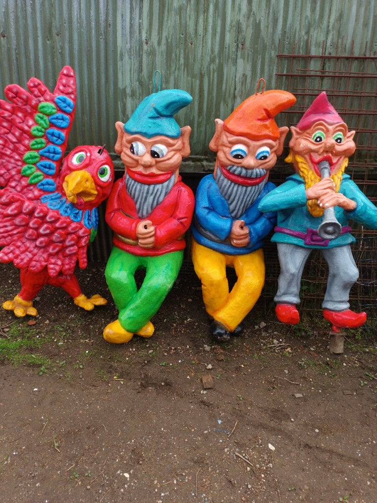 Carnavalswagen Diverse polyester poppen, Ophalen, Gebruikt, Feestartikel, Carnaval