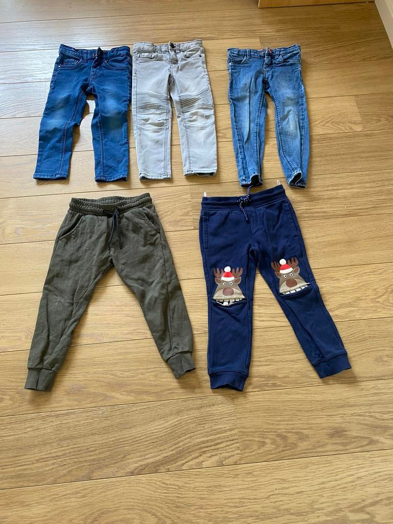 Jongens kledingpakket maat 98-104: broeken, truien, pyjama's, Ophalen of Verzenden, Gebruikt, Maat 98