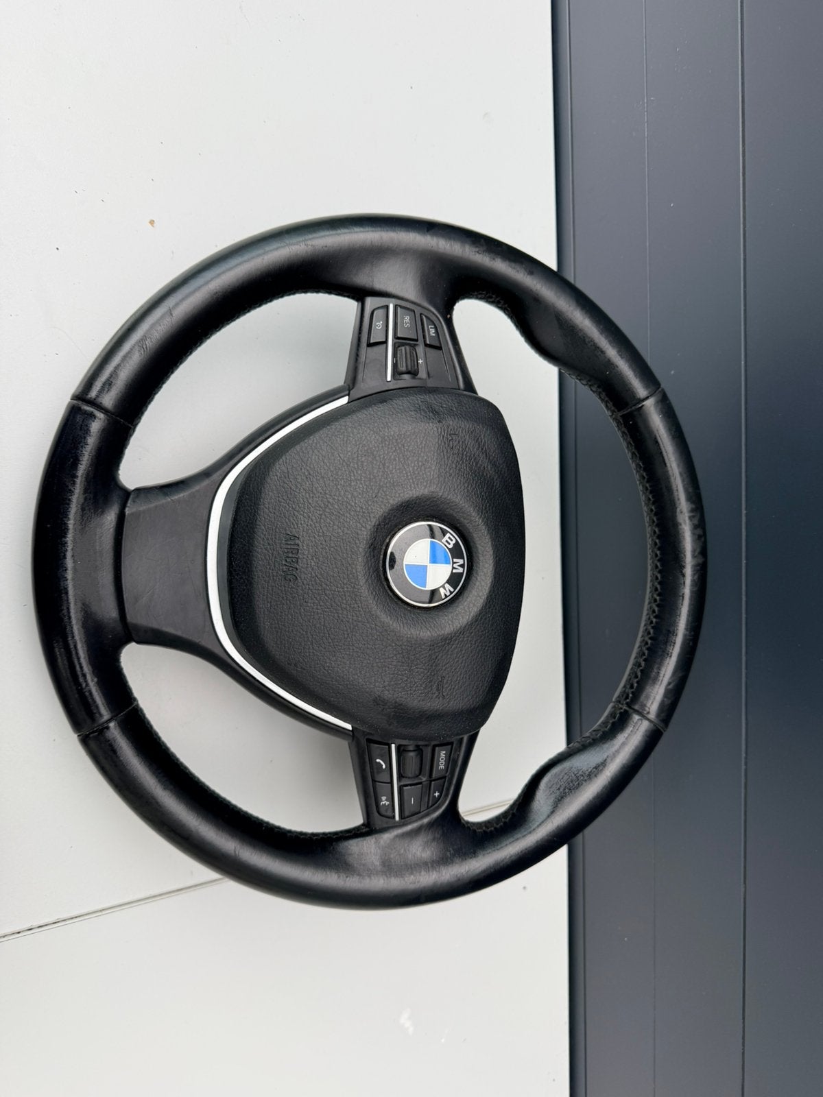 Origineel BMW F10 Stuur met vibratie en cruise control, Auto-onderdelen, Besturing, Ophalen of Verzenden, Gebruikt, BMW