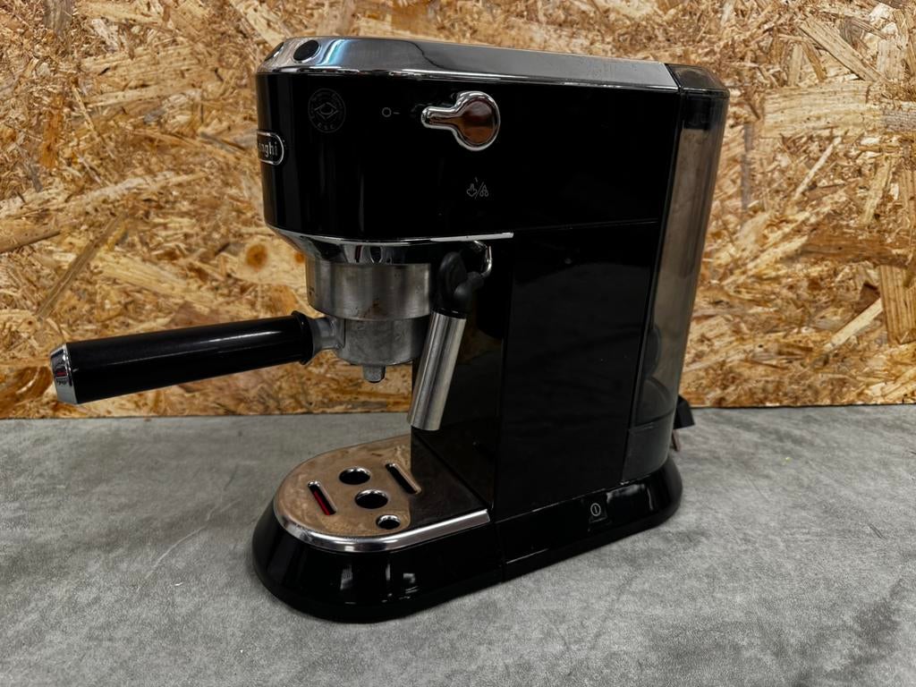 De'Longhi Dedica Style EC 685.BK – Pistonmachine - ReK4, Afneembaar waterreservoir, Espresso apparaat, Gemalen koffie, Ophalen of Verzenden