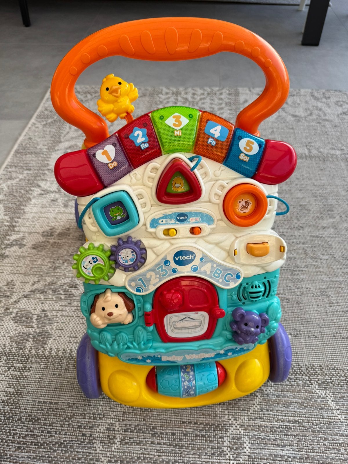 Loopstoelje vtech, Ophalen, Gebruikt, 6 maanden tot 2 jaar