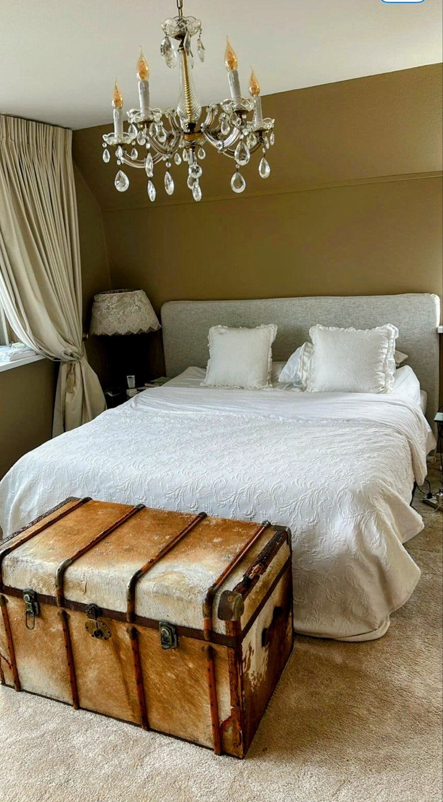 Comfortabel Bijenkorf tweepersoonsbed met Boxspring & Topper, Ophalen, Tweepersoons, Zo goed als nieuw, 180 cm