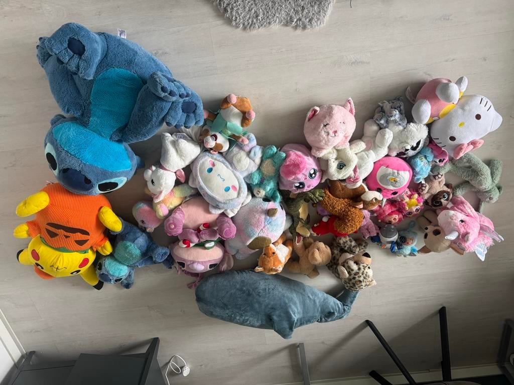 Grote collectie knuffels - Diverse karakters en merken, Kinderen en Baby's, Speelgoed | Knuffels en Pluche, Ophalen, Disney, Overige typen