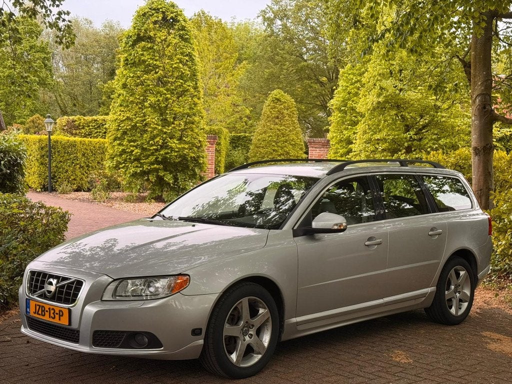 Volvo V70 T5 Xenon Stoelverw Airco Clim (bj 2010, automaat), Auto's, Volvo, Automaat, 2521 cc, 1710 kg, Euro 4
