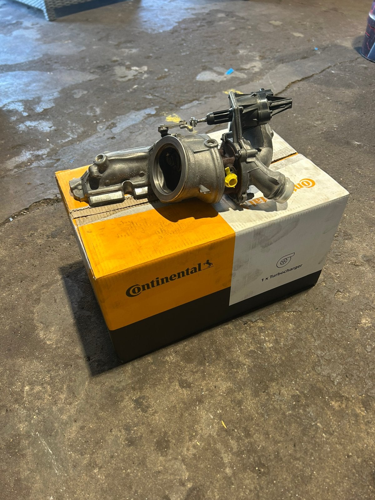 Continental turbo BMW / MINI 189887, Ophalen, Gebruikt, BMW