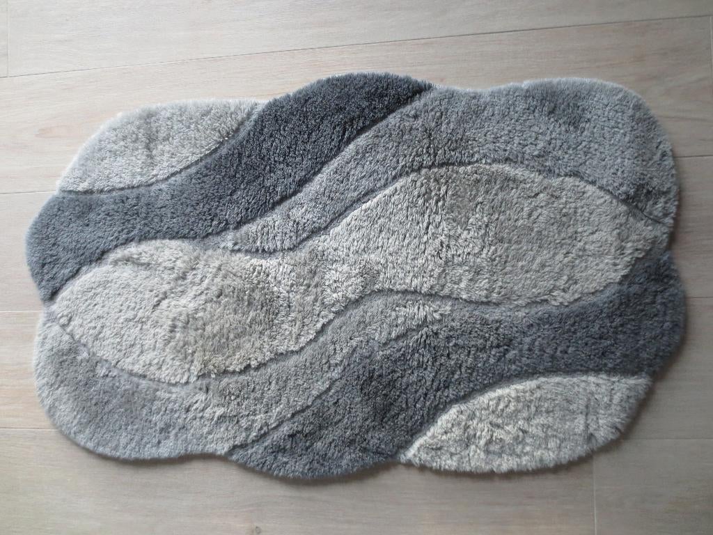 GRUND badmat Carmen grijs 120 x 70 cm, Ophalen of Verzenden, Zo goed als nieuw, Grijs, Badmat