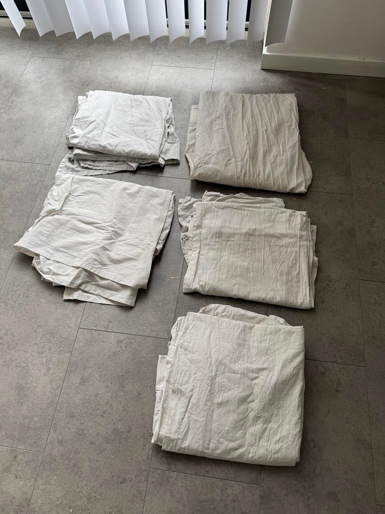 5x IKEA Hannalil Gordijnen Beige 145x300cm, Ophalen, Zo goed als nieuw, Tweepersoons, Deken of Dekbed