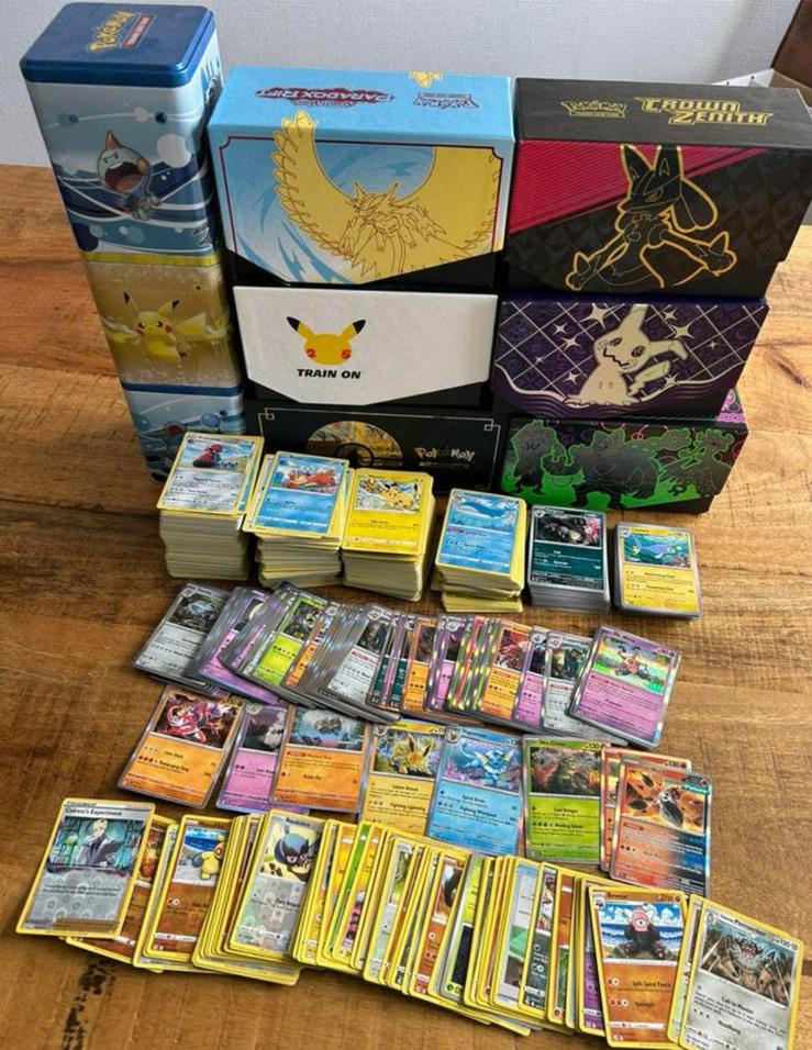 100 Verschillende pokémon kaarten €7,99, Ophalen of Verzenden, Meerdere kaarten