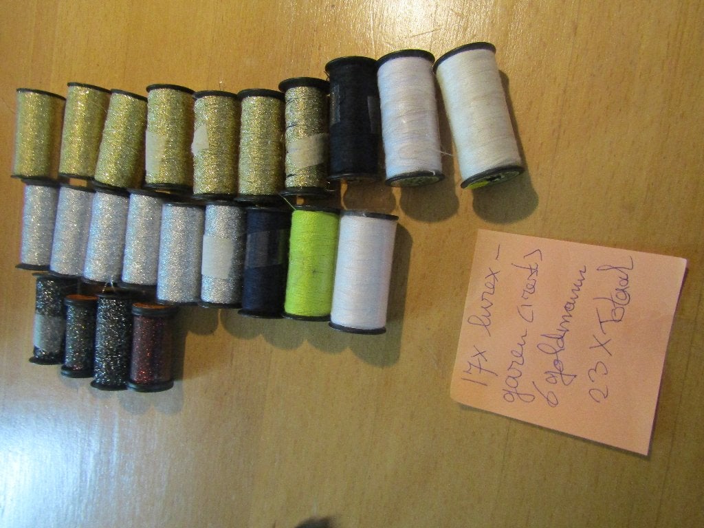 17 x Goldmann Lurex garen (1 rest)23 x totaal., Ophalen, Nieuw, Borduurgaren of Zijde