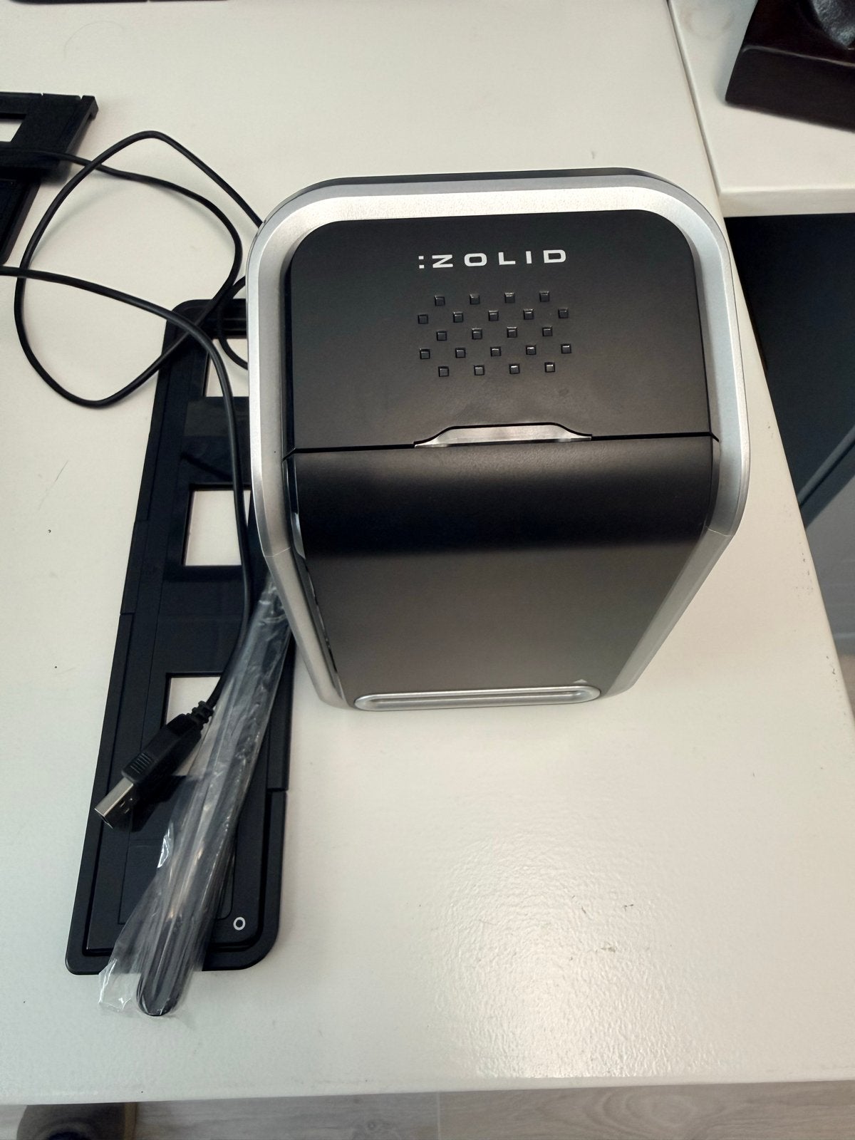 Zolid Filmscanner - Digitaliseer uw dia's en negatieven, Ophalen, Zo goed als nieuw, Diascanner, Windows