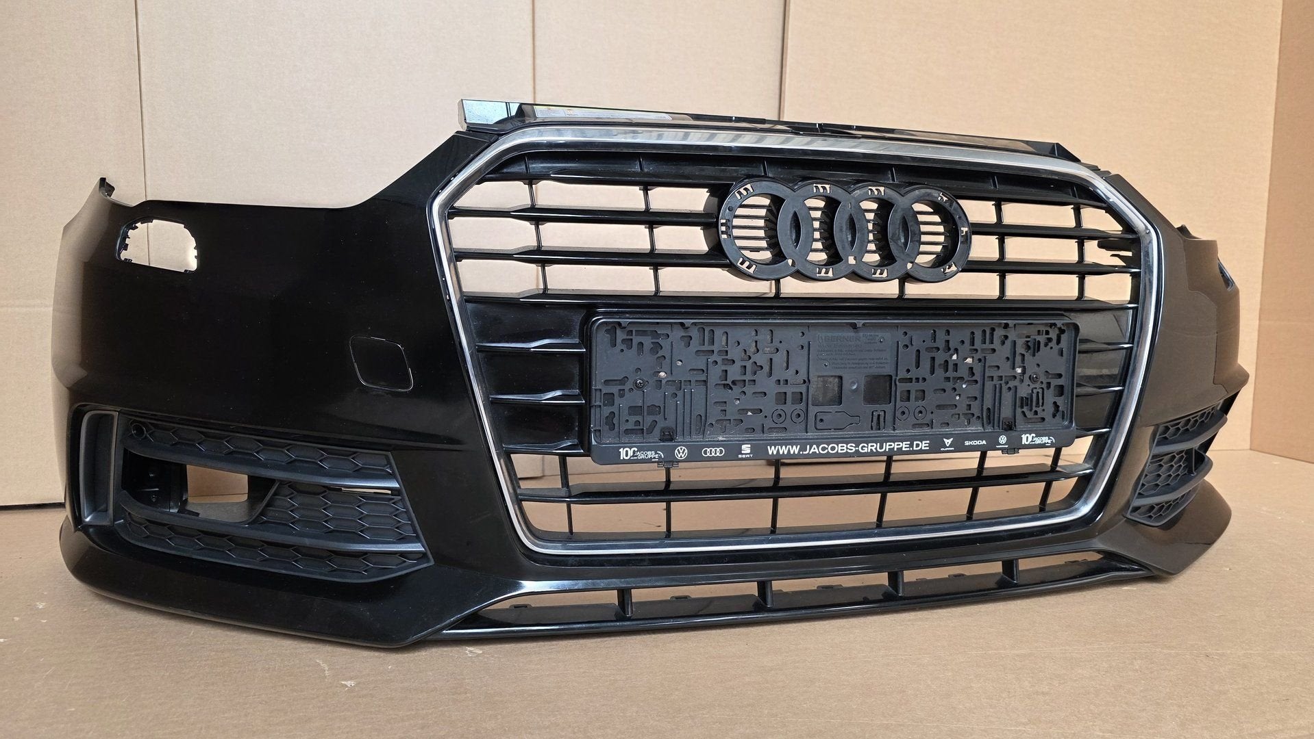 Voorbumper Audi A1 8XA S-line KLS Facelift Origineel Bumper, Gebruikt, -, Voor, Ophalen of Verzenden