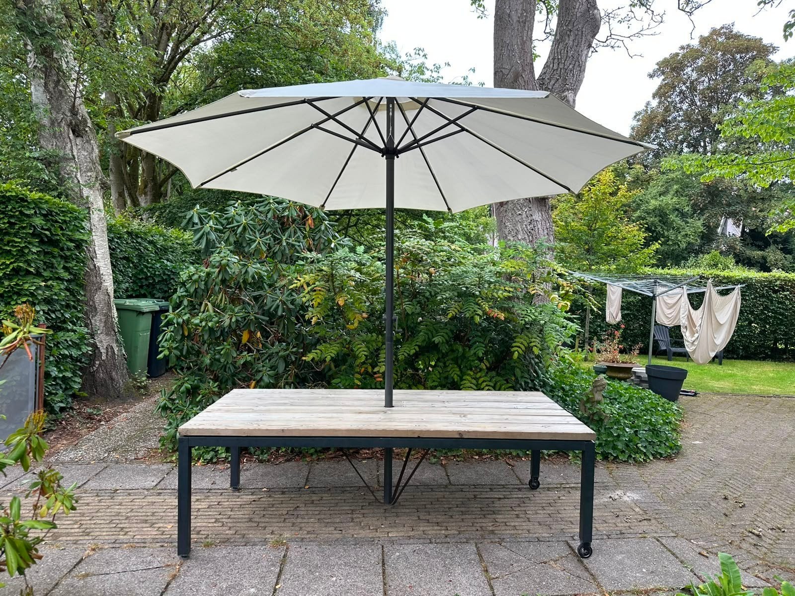 Tuintafel met parasol (low dining), Ophalen, Gebruikt, Rechthoekig, Hout