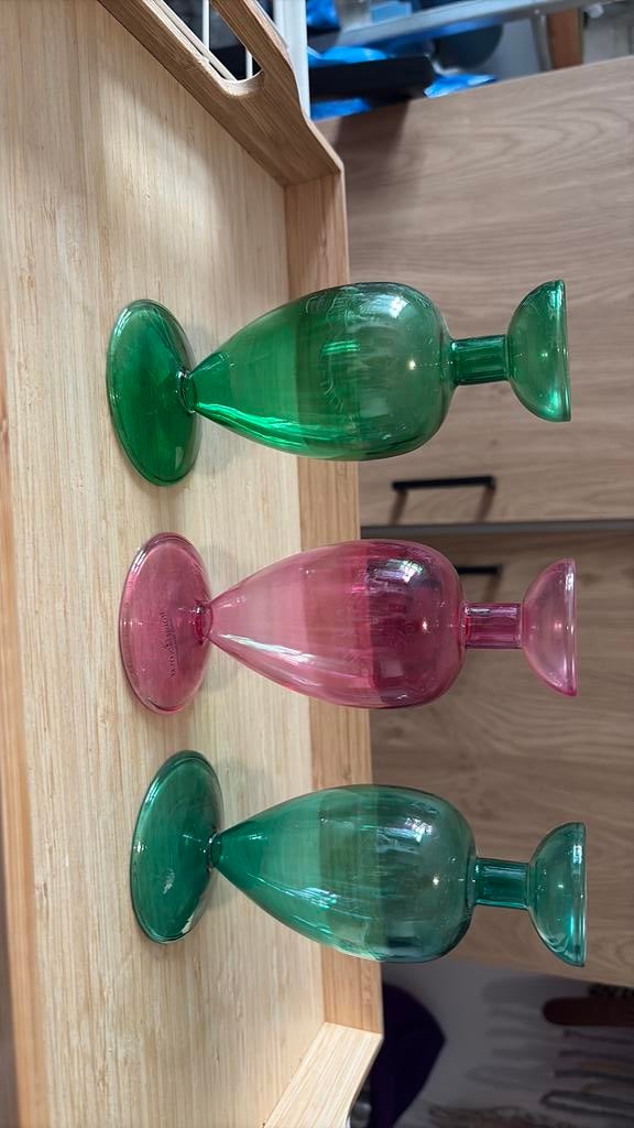 Leuke set vaasjes, Ophalen