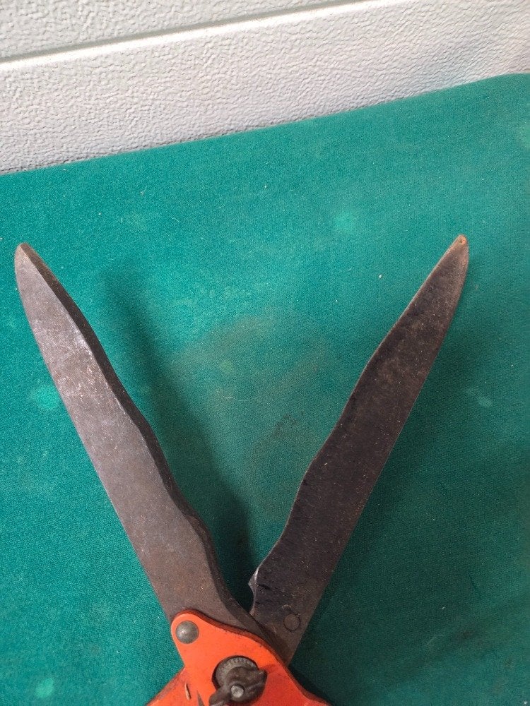 hand heggenschaar vintage oranje, Ophalen of Verzenden, 'T Olde Gre-j, Info@toldegrej.nl, Endepoelstraat 20f Didam