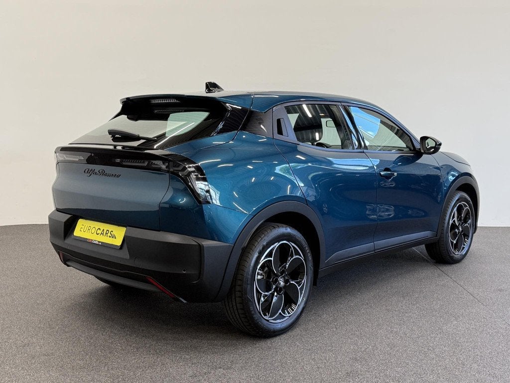 Alfa Romeo Junior Elettrica Automaat 156PK Adaptieve Cruise, 413 km, Stof, Gebruikt, SUV of Terreinwagen