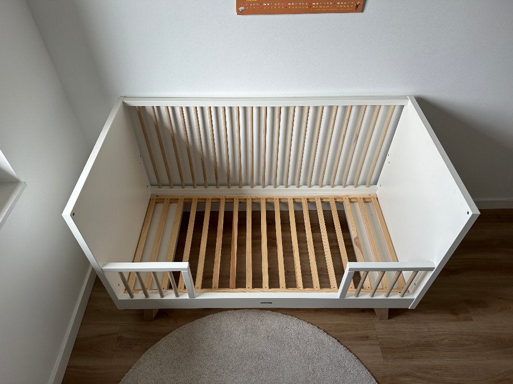 Ledikant Kidsmill/Babypark Lars – 70x140 cm, Kinderen en Baby's, Ophalen, Zo goed als nieuw, Ledikant