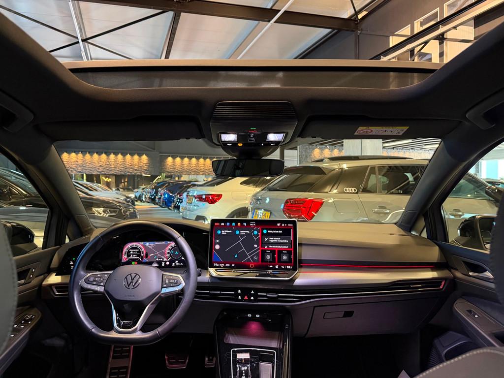 Volkswagen GOLF 1.5 eTSI R-Line|50 Edition|PANO|FULL OPTIONS, Auto's, 4 cilinders, 150 pk, Bedrijf, 1500 kg