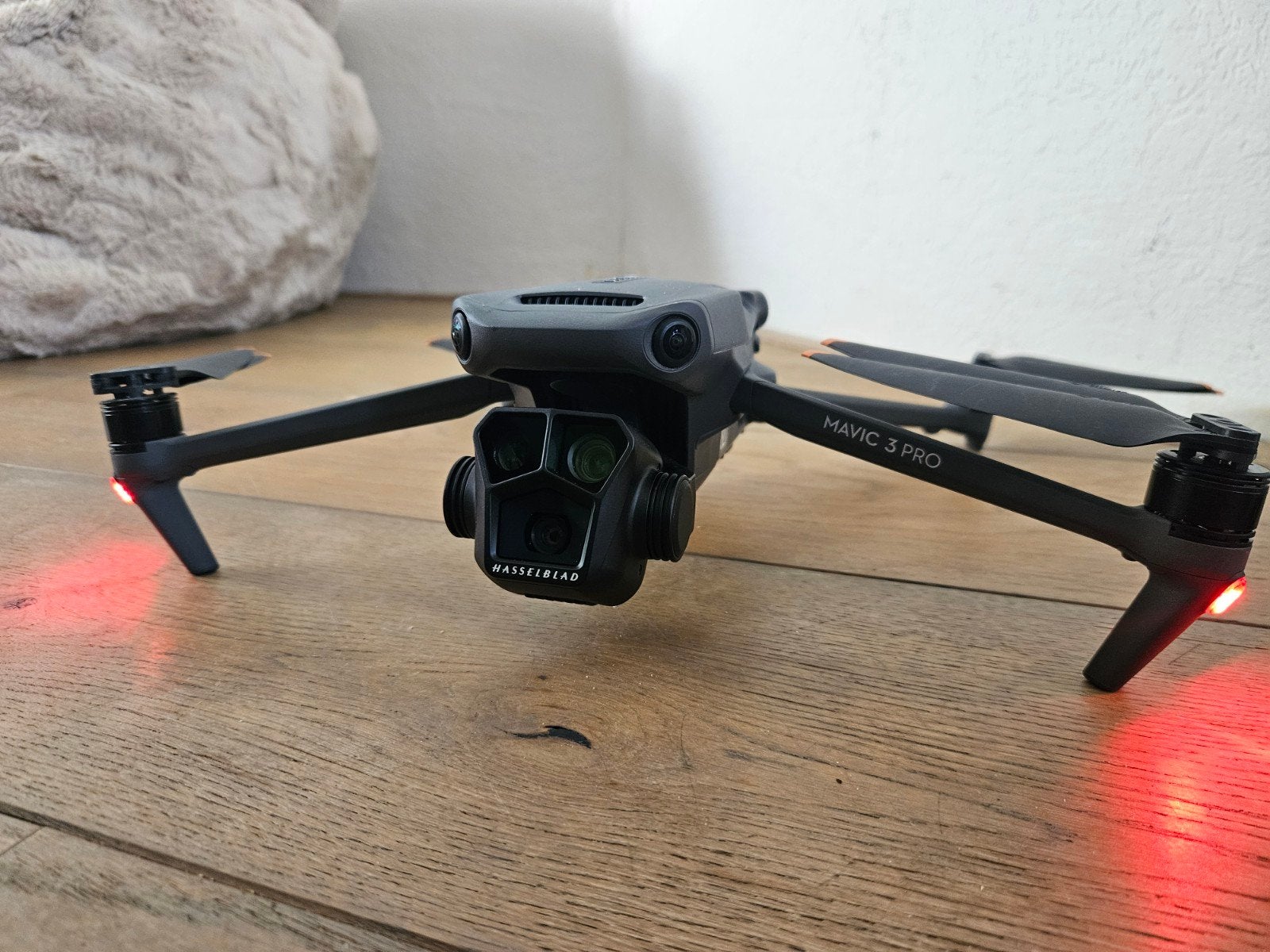 DJI Mavic 3 Pro Fly More Combo met extra's, Ophalen, Extra accu('s), 30 tot 45 minuten, Zo goed als nieuw