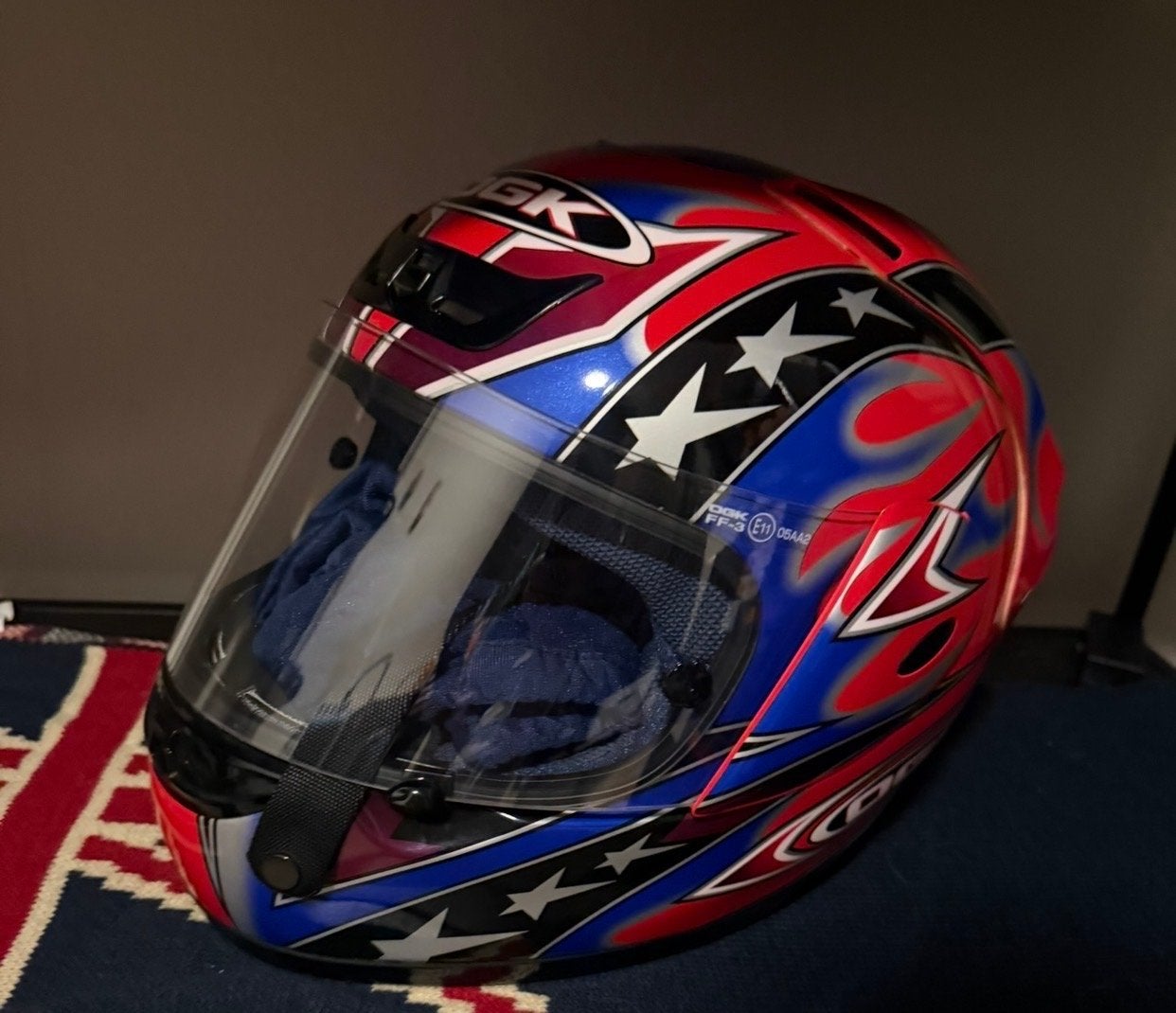 Nieuwe OGK GP motorhelm - Maat M, Motoren, Overige merken, M, Heren, Ophalen of Verzenden