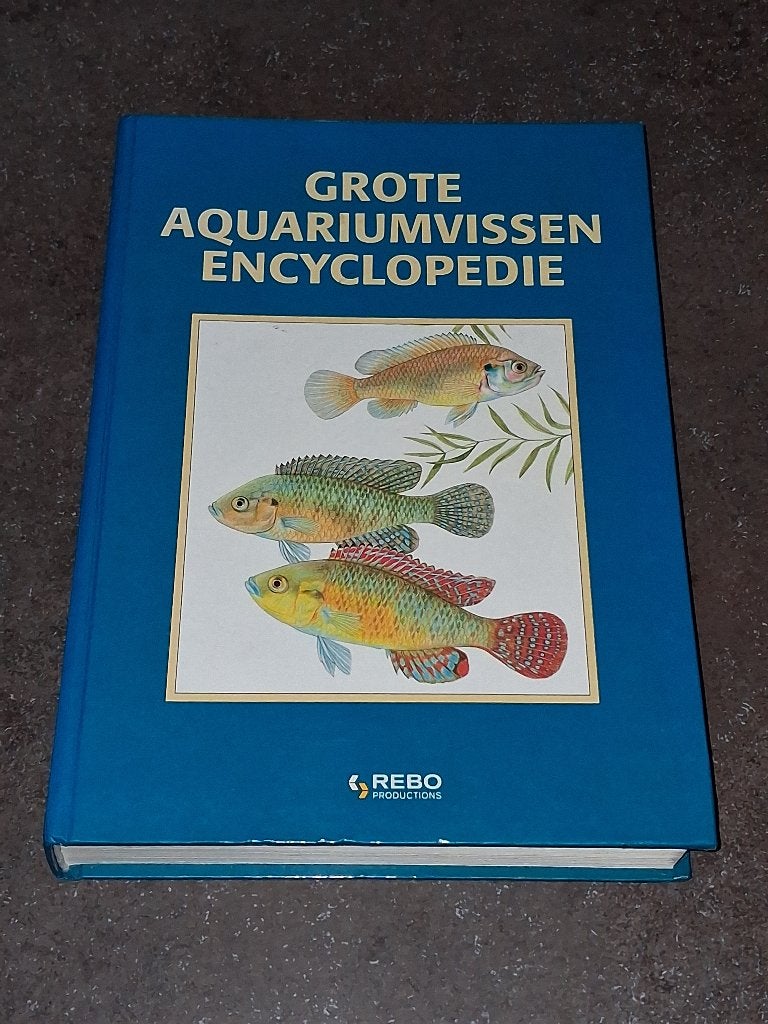 Grote aquariumvissen encyclopedie Rebo uitmuntende staat, Ophalen of Verzenden, Zo goed als nieuw, Katten