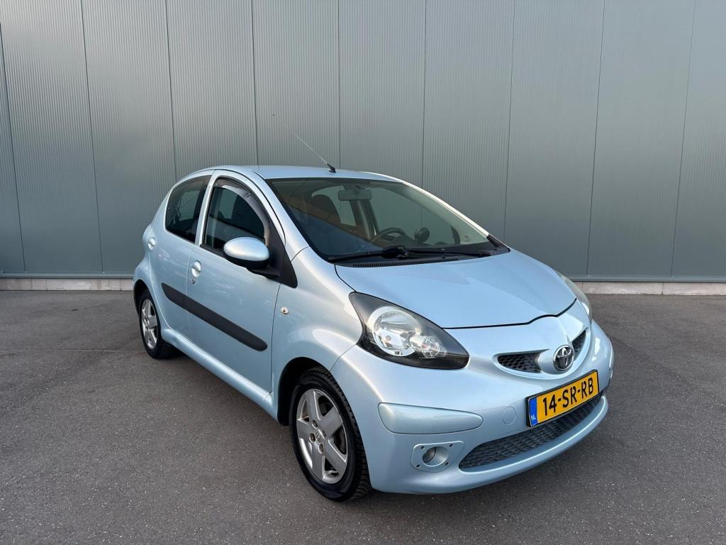 Toyota Aygo 1.0-12V Sport NIEUWE KOPPELINGSET | AIRCO !, Voorwielaandrijving, 68 pk, Origineel Nederlands, Bedrijf