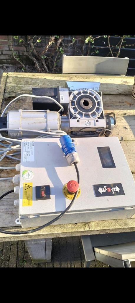 Aandrijving snelroldeur met besturingskast, Doe-het-zelf en Verbouw, Deuren en Horren, Ophalen of Verzenden