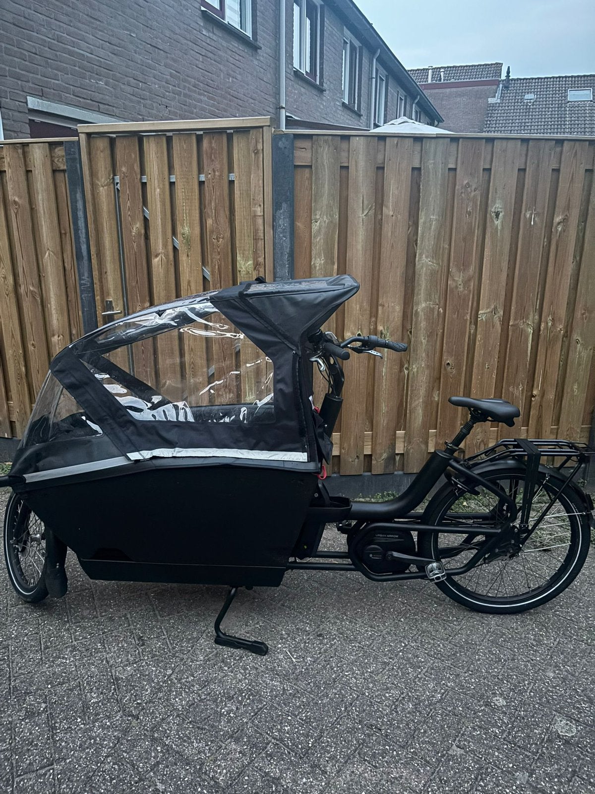 Urban arrow performance line 2019, 4 kinderen of meer, Huif, Zo goed als nieuw, Trommelrem
