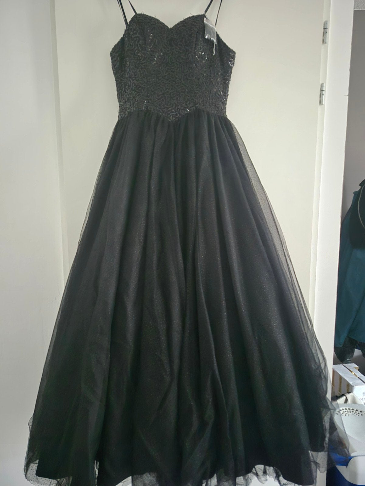Rosera Avondjurk Zwart met Pailletten - Maat 36, Kleding | Dames, Gelegenheidskleding, Rosera evening wear, Ophalen of Verzenden