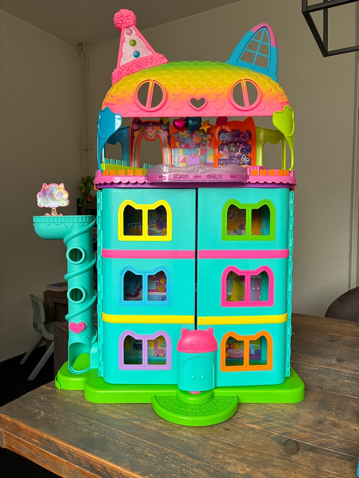 Poppenhuis van Gabby’s Dollhouse, Ophalen, Zo goed als nieuw, Poppenhuis