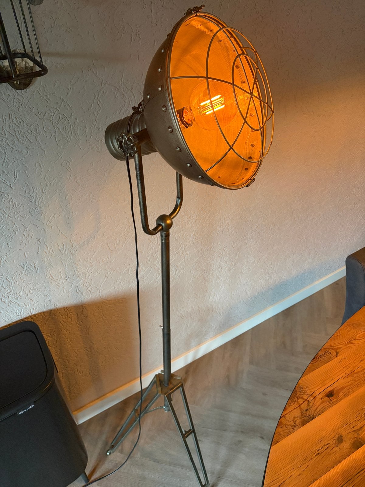 Industriële Staande Vloerlamp - BePureHome, Ophalen, E27 (groot), Zo goed als nieuw, Metaal