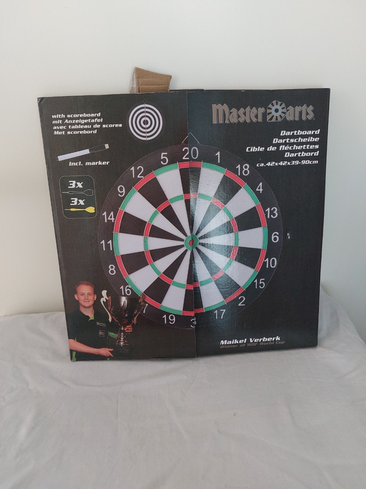 Master Darts Dartbord met pijlen en scorebord, Sport en Fitness, Ophalen of Verzenden, Nieuw, Dartbord met pijlen