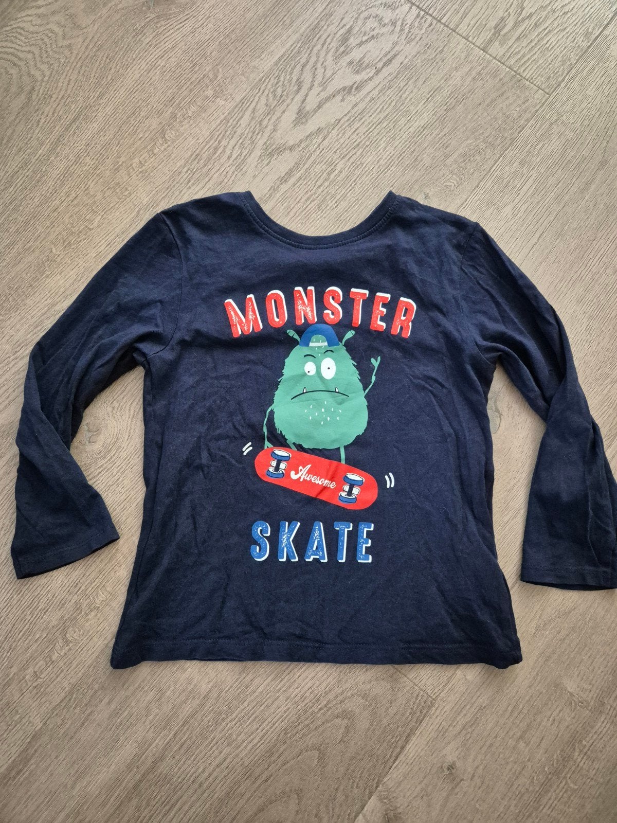 Shirt maat 110, Kinderen en Baby's, Kinderkleding | Maat 110, Ophalen of Verzenden, Zo goed als nieuw, Jongen, Shirt of Longsleeve