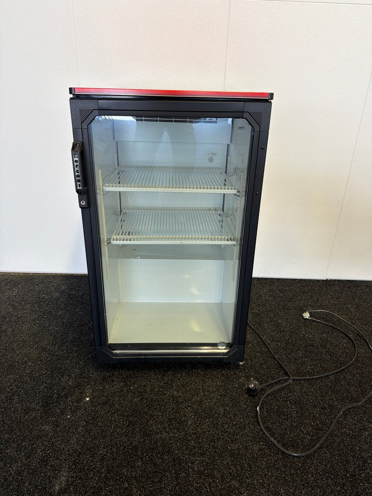 Coca-Cola Mini Koelkast - Compact en Stijlvol, Minder dan 45 cm, Minder dan 75 liter, Ophalen, 85 tot 120 cm