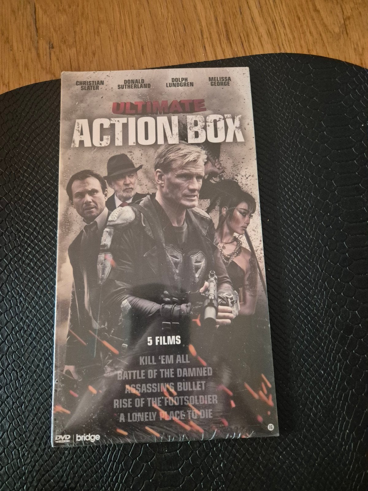 action box, Vanaf 16 jaar, Ophalen of Verzenden, Zo goed als nieuw