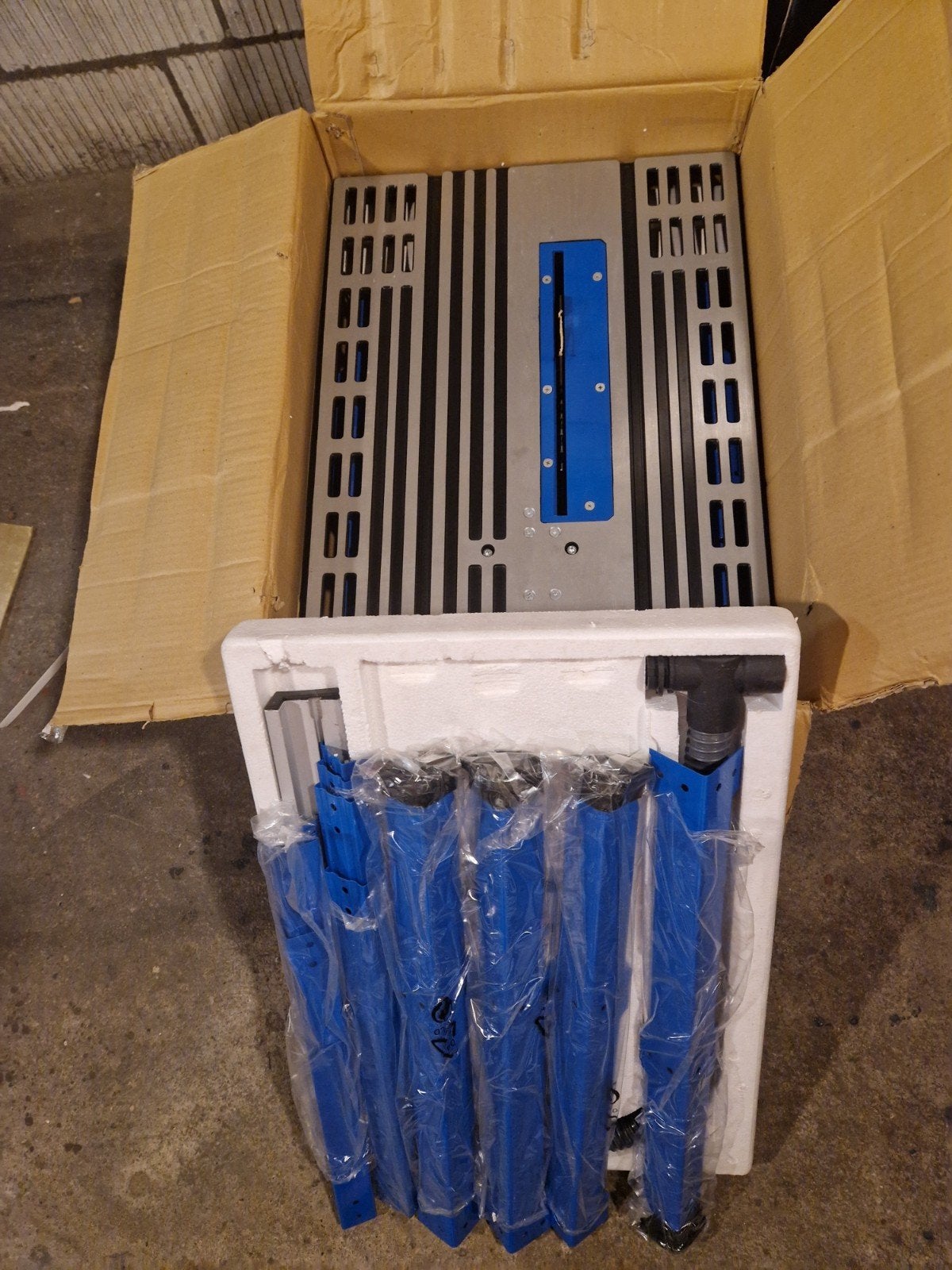 tafel zaag machine, Ophalen, Cirkelzaag, 70 mm of meer, Nieuw
