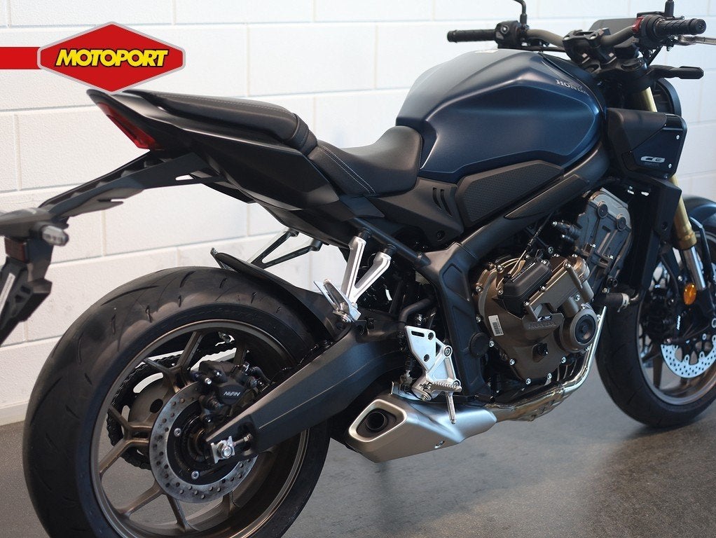 Honda CB 650 R E-Clutch (bj 2026), Bedrijf, Mc.benelux@honda-eu.com, Honda Motor Europe Ltd Netherlands branc, 650 cc