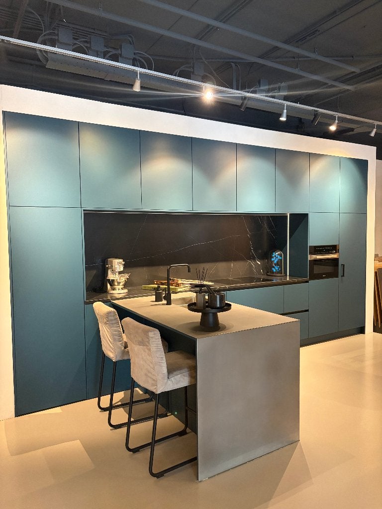 Showroomkeuken - LET OP SCHERPE PRIJS DIRECT OPHALEN, Ophalen, Overige typen, Nieuw, Greeploos