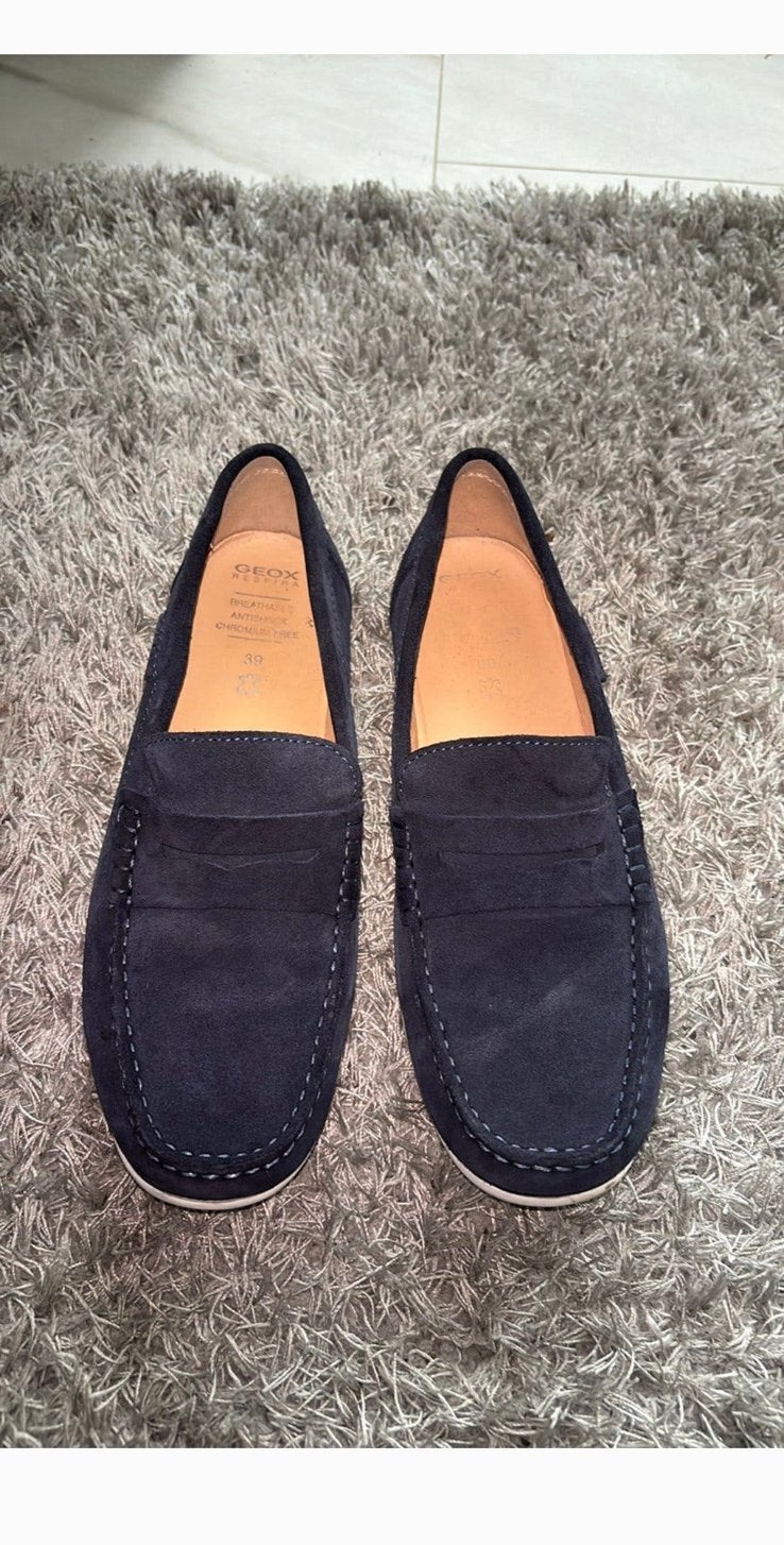 Geox instappers maat 39 – donkerblauw – nette staat, Ophalen of Verzenden, Zo goed als nieuw, Blauw, Loafers