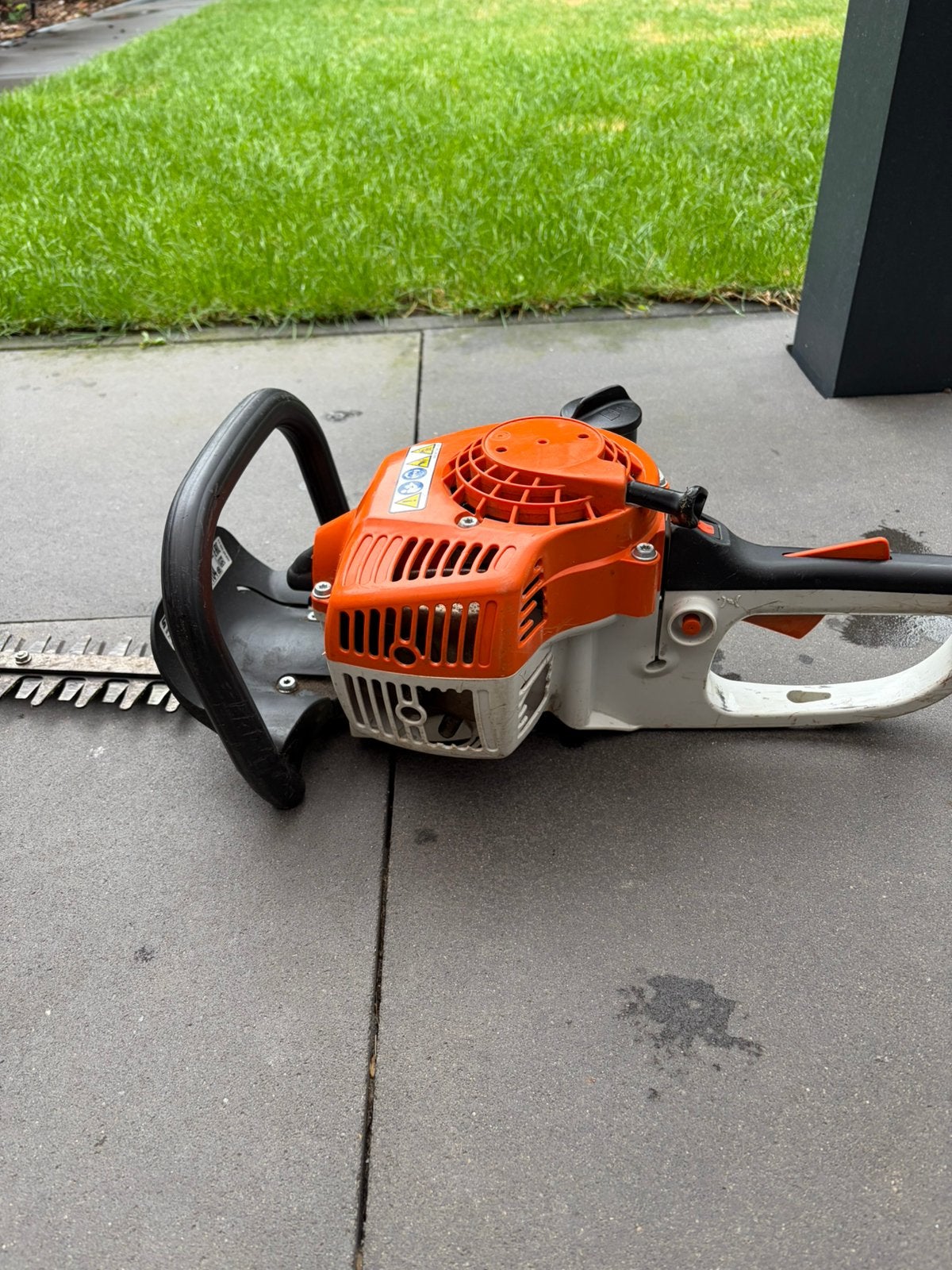 Stihl HS 45 met 60 cm blad, heggenschaar op benzine, Ophalen, Gebruikt, Benzine